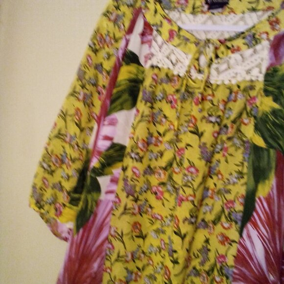 New Directions Blouse S Half Sleeve Boho Flowing Lace Floral Patchwork Colorful - Picture 4 of 15